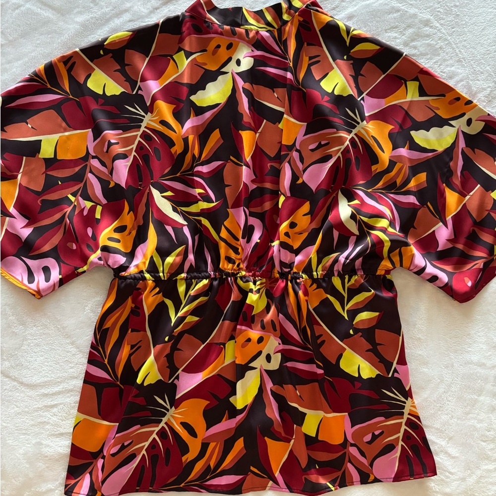 DR2 by Daniel Rainn Foliage Print Satin Kimono/Coverup--NWT--S/M - Picture 5 of 14